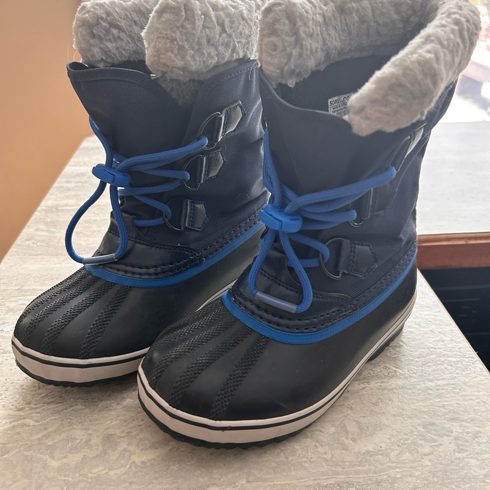 Sorel Kids Snow Boots - Black and Blue